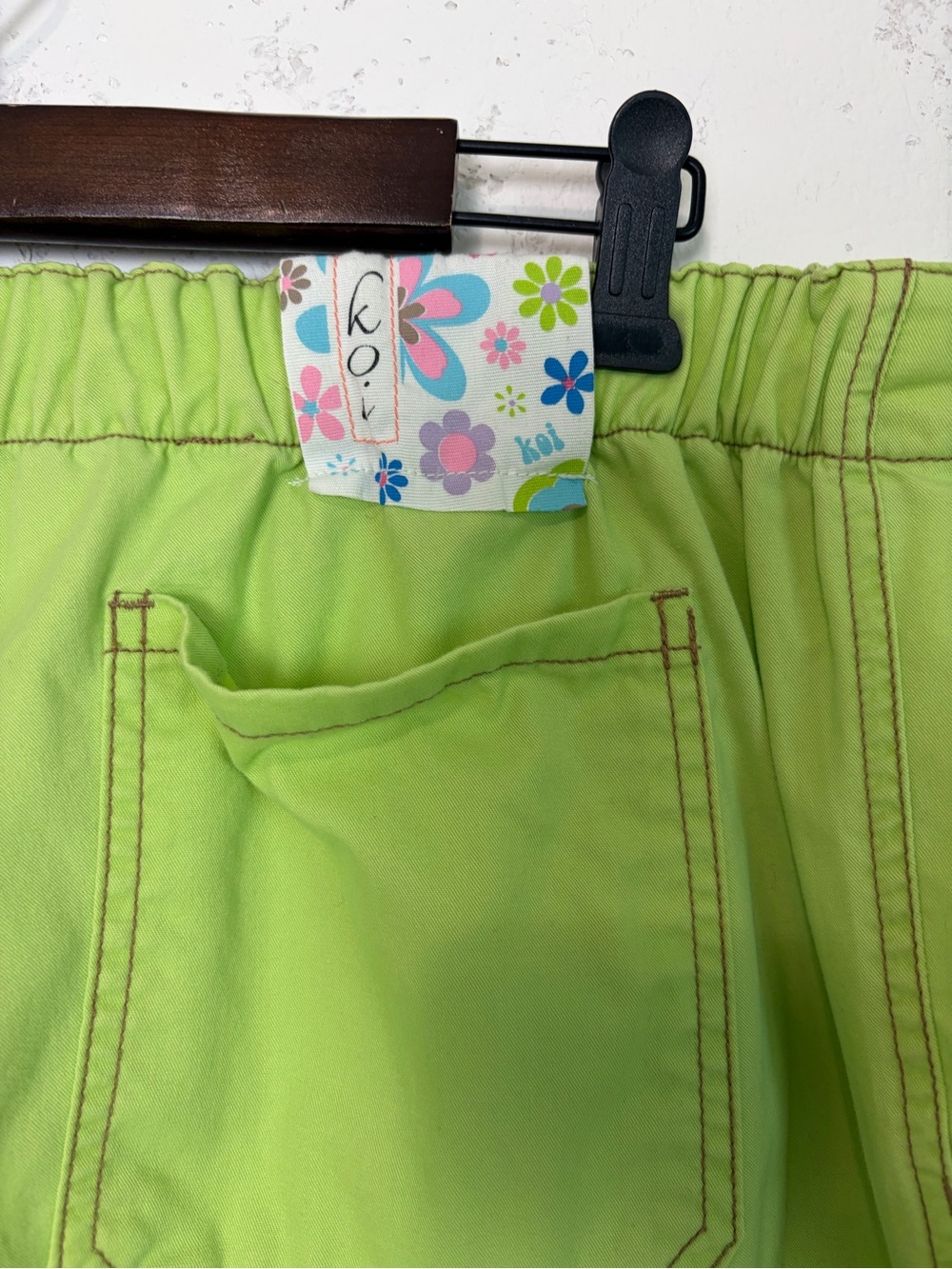 Koi Lindsey Scrub Pants Lime Green Cargo - Picture 6 of 6